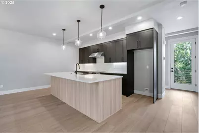 6026 SW 18th Dr, Portland, OR 97239 - Photo 5