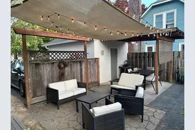 2632 NE Klickitat St, Portland, OR 97212 - Photo 47