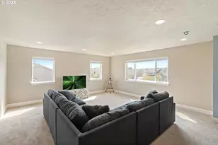 280 NW Double Eagle Ave, Madras, OR 97741 - Photo 7