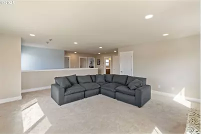 280 NW Double Eagle Ave, Madras, OR 97741 - Photo 15