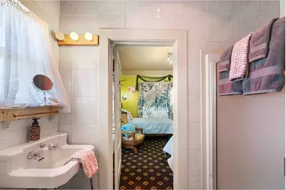 955 S 5th St, Coos Bay, OR 97420 - Photo 29