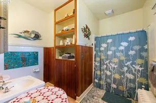 955 S 5th St, Coos Bay, OR 97420 - Photo 27