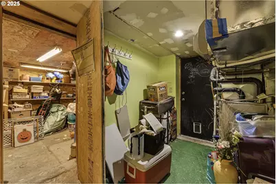 7233 SE Main St, Portland, OR 97215 - Photo 27