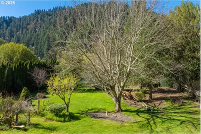 2130 Scottsburg West Rd, Scottsburg, OR 97473 - Photo 13