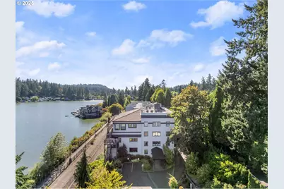 161 3rd St, Lake Oswego, OR 97034 - Photo 1