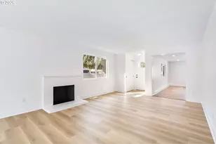 3198 SW 16th Cir, Gresham, OR 97080 - Photo 3