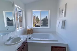 19012 Paulsen Dr, Oregon City, OR 97045 - Photo 35