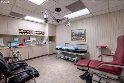 2699 N 17th St, Coos Bay, OR 97420 - Photo 13