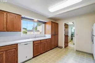2537 B St, Hubbard, OR 97032 - Photo 19