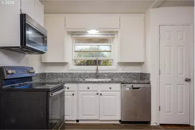 13983 Taylor Ln, Oregon City, OR 97045 - Photo 19