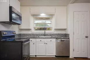 13983 Taylor Ln, Oregon City, OR 97045 - Photo 19