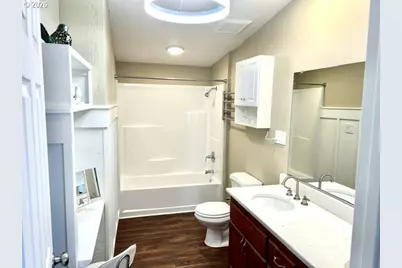 5660 Daisy St #11, Springfield, OR 97478 - Photo 7