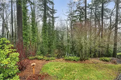 3564 SW Council Crest Dr, Portland, OR 97239 - Photo 17