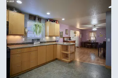 115 Whalen Loop Rd, Woodland, WA 98674 - Photo 9