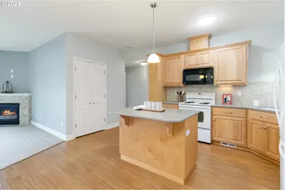 1548 River Rd #302, Longview, WA 98632 - Photo 7