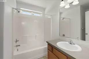 9205 N Macrum Ave, Portland, OR 97203 - Photo 27