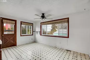 1909 NE 49th St, Vancouver, WA 98663 - Photo 13