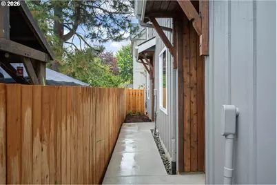 1128 NE 84th Ave, Portland, OR 97220 - Photo 3