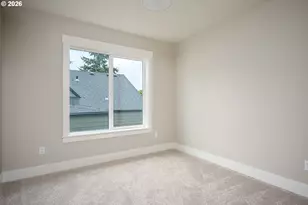 1128 NE 84th Ave, Portland, OR 97220 - Photo 33