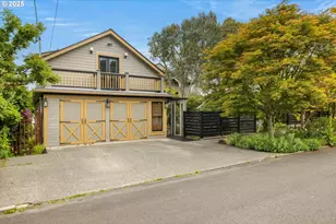 1175 11th St, Astoria, OR 97103 - Photo 41