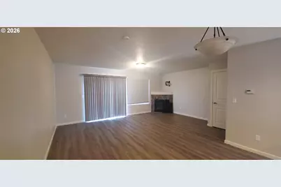1014 SE 9th St, Gresham, OR 97080 - Photo 11