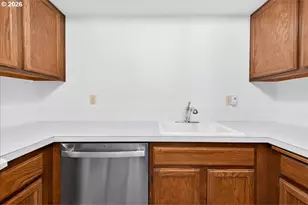 8717 SE Monterey Ave, Happy Valley, OR 97086 - Photo 7