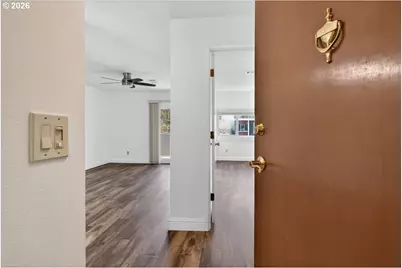 8717 SE Monterey Ave #304, Happy Valley, OR 97086 - Photo 3