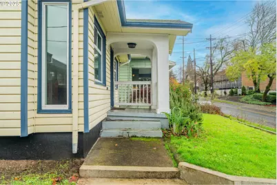 616 SE 60th Ave, Portland, OR 97215 - Photo 3