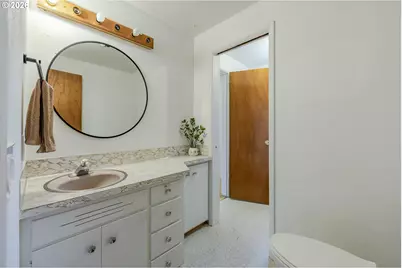 1458 Yolanda Ave, Springfield, OR 97477 - Photo 25