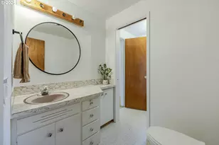1458 Yolanda Ave, Springfield, OR 97477 - Photo 25