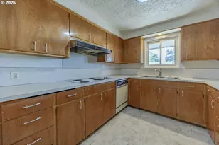1458 Yolanda Ave, Springfield, OR 97477 - Photo 15