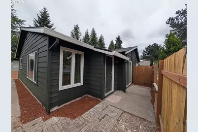 2027 SE River Rd, Hillsboro, OR 97123 - Photo 1
