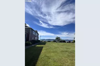 240 Round House Rd, Astoria, OR 97103 - Photo 3