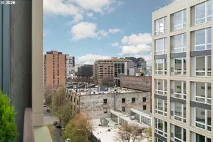 1400 NW Irving St, Portland, OR 97209 - Photo 19