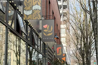 1400 NW Irving St #713, Portland, OR 97209 - Photo 43