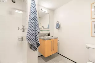 1400 NW Irving St, Portland, OR 97209 - Photo 23