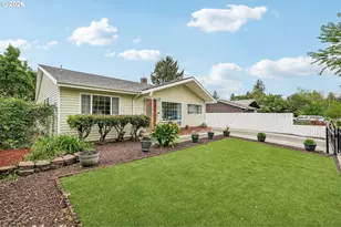 7918 SE Lincoln St, Portland, OR 97215 - Photo 3