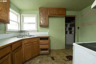 5418 A St, Springfield, OR 97478 - Photo 9