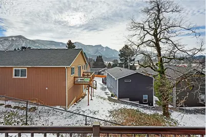 41 NW Lasher St #C4, Stevenson, WA 98648 - Photo 25