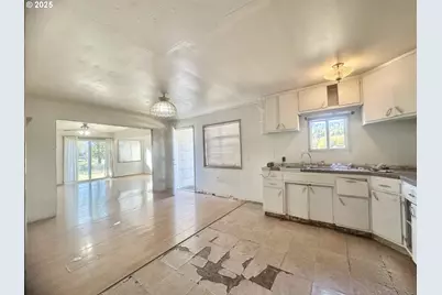 24275 Bunn Creek Rd, Cloverdale, OR 97112 - Photo 11