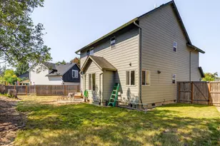697 SE Millright Ct, McMinnville, OR 97128 - Photo 29