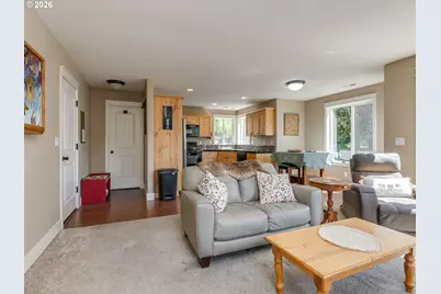 697 SE Millright Ct, McMinnville, OR 97128 - Photo 9