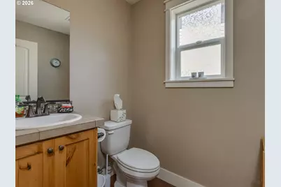 697 SE Millright Ct, McMinnville, OR 97128 - Photo 15