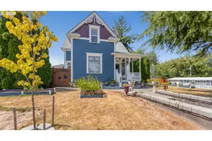 2206 Marion St, North Bend, OR 97459 - Photo 1