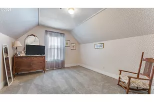 2206 Marion St, North Bend, OR 97459 - Photo 25