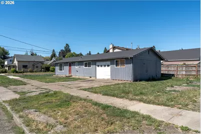 544 SW 1st St, Sheridan, OR 97378 - Photo 3