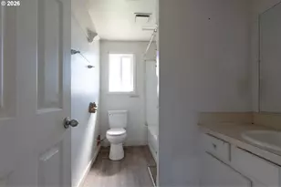 544 SW 1st St, Sheridan, OR 97378 - Photo 9