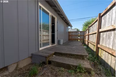 544 SW 1st St, Sheridan, OR 97378 - Photo 15