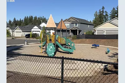 1086 E 1st Ave, Estacada, OR 97023 - Photo 33