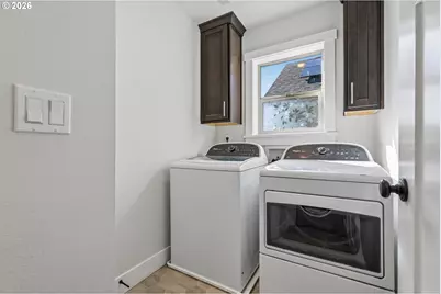 1086 E 1st Ave, Estacada, OR 97023 - Photo 15
